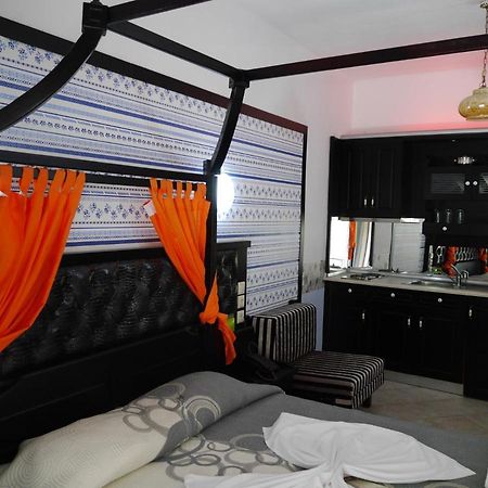 Blue Sky Apartments スカラ・ポタミアス エクステリア 写真