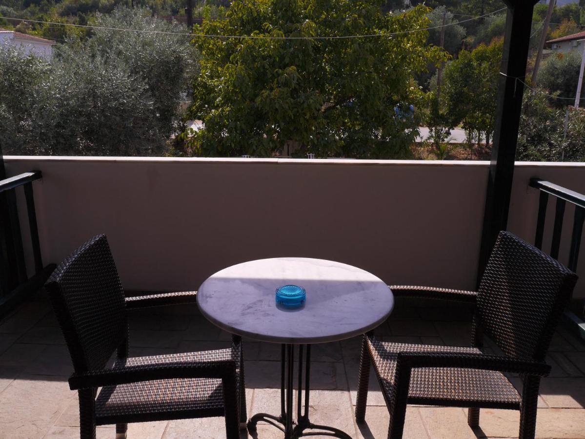 Blue Sky Apartments スカラ・ポタミアス エクステリア 写真